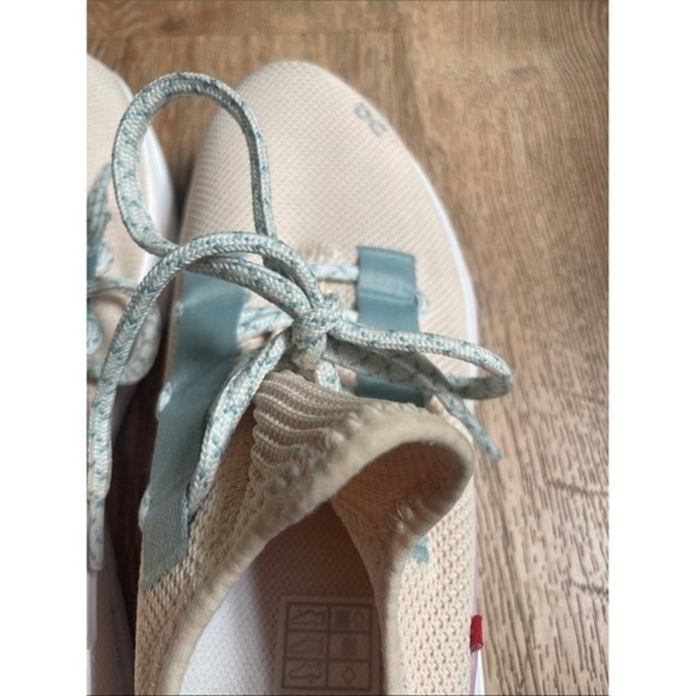 On Cloudaway Sneakers Peach Lightweight Travel Shoes Women's - Picture 11 of 15